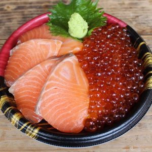 トロ鮭イクラ丼