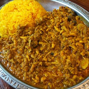 鶏ひき肉と3種のチキンカレー