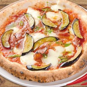 茄子とサラミと青唐辛子