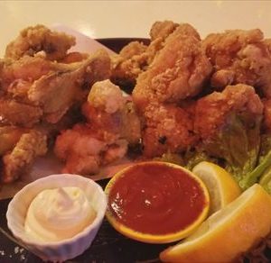 山盛りチキンバスケット