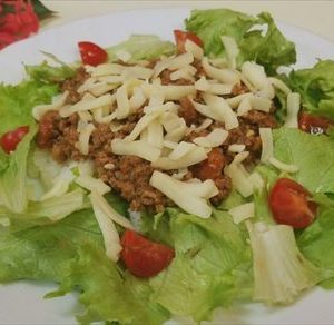 スパイス薫るタコライス