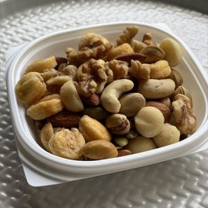 ミックスナッツ