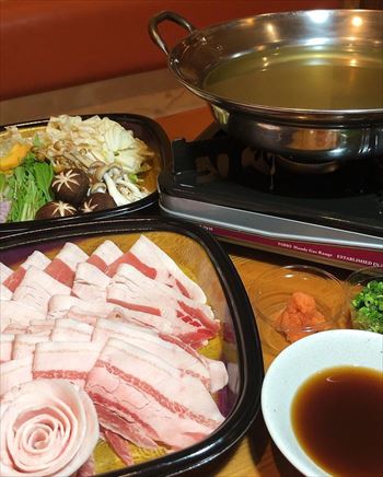 創作居食家やえん