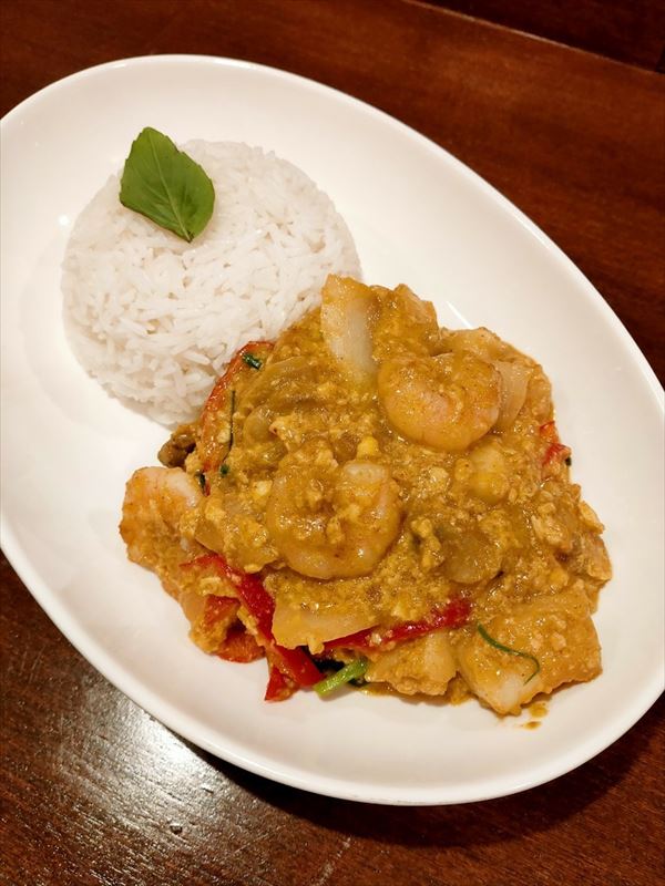 タレーパッポンカリー