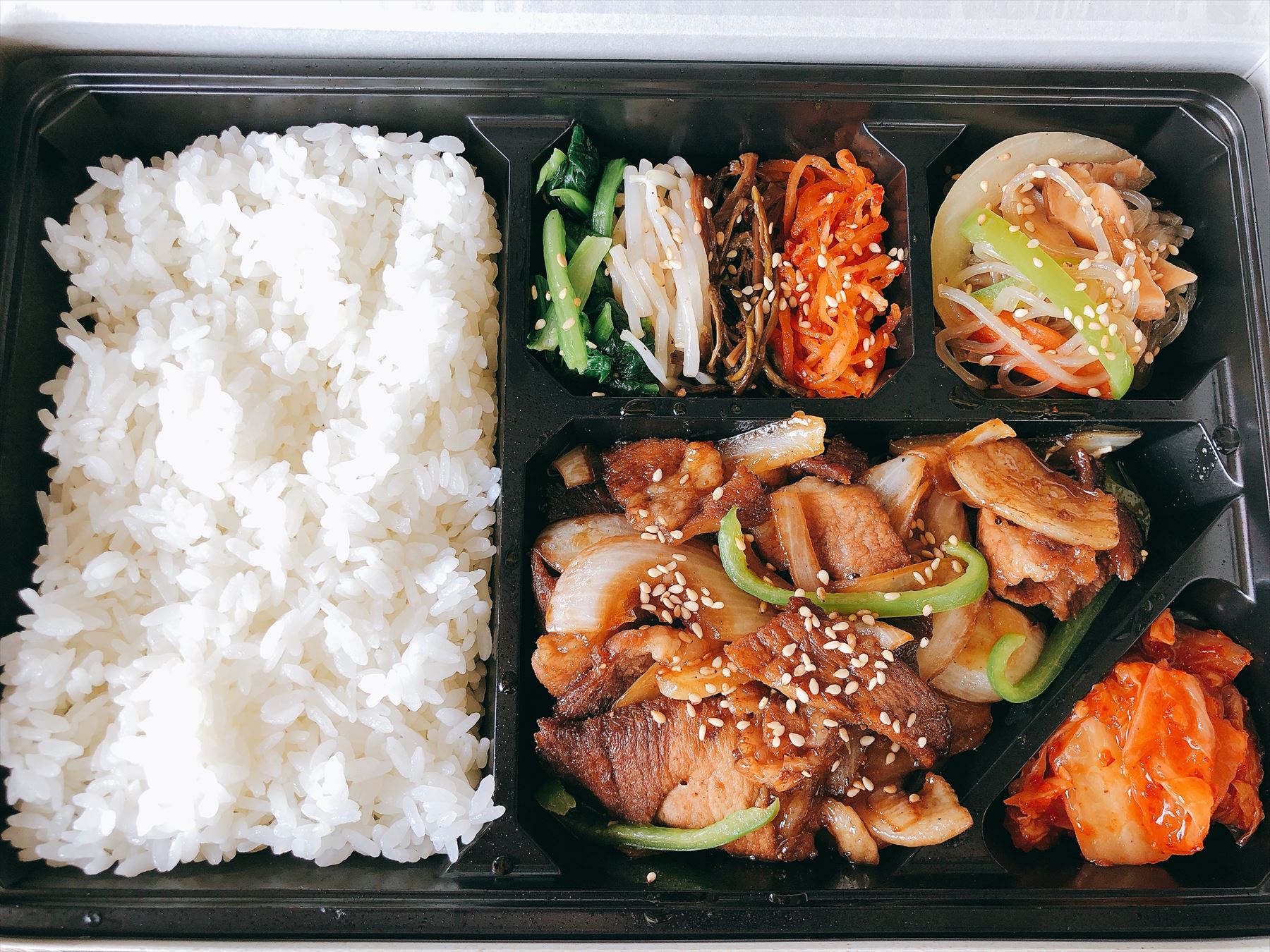 豚ホルモン　我那覇焼肉店